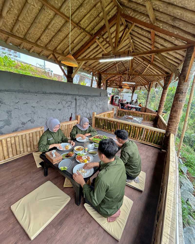Nasi Liwet Ambu 2